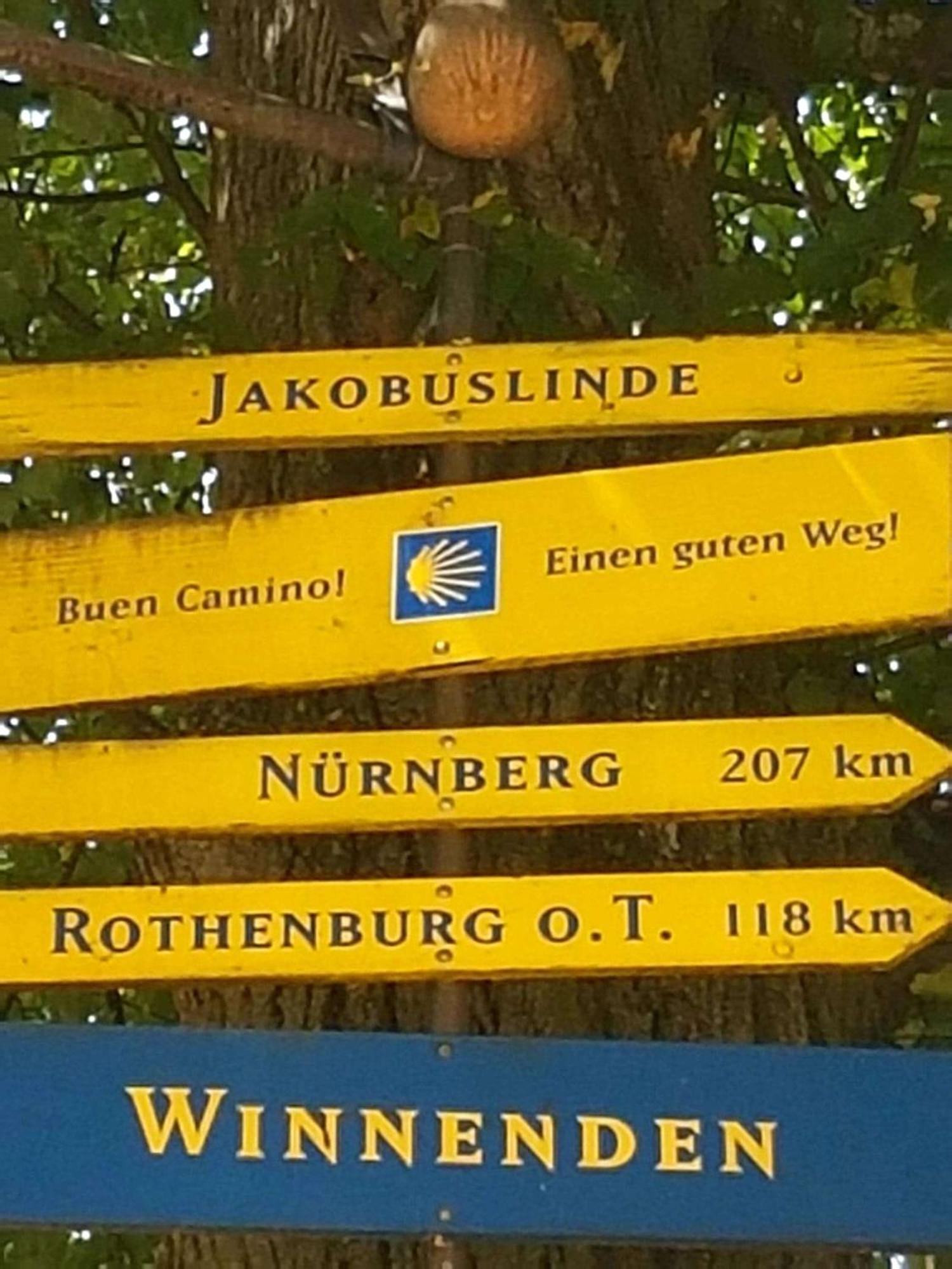 Szafranzimmervermmitung Appartement Winnenden Buitenkant foto
